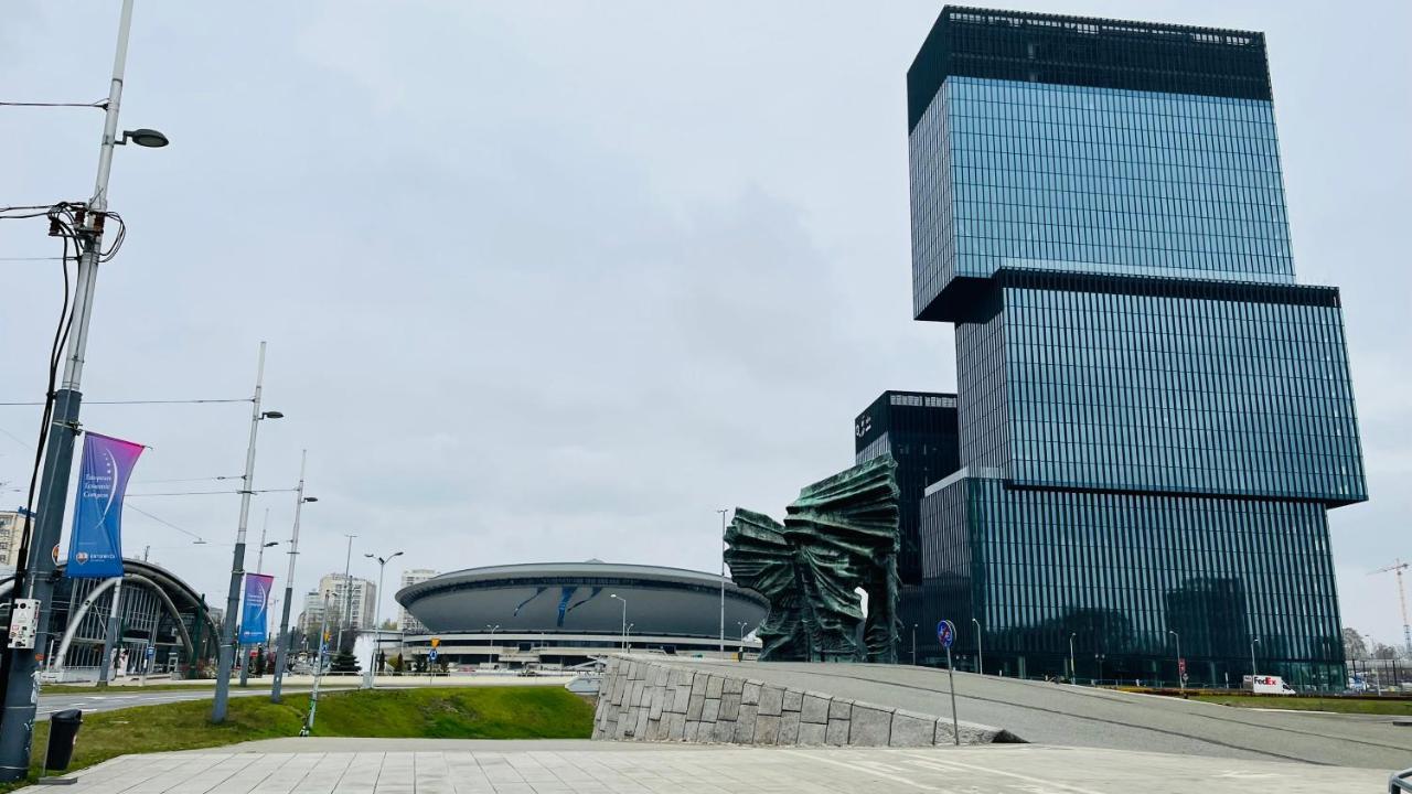 Apartament Z Widokiem Na Spodek Katowice Kültér fotó